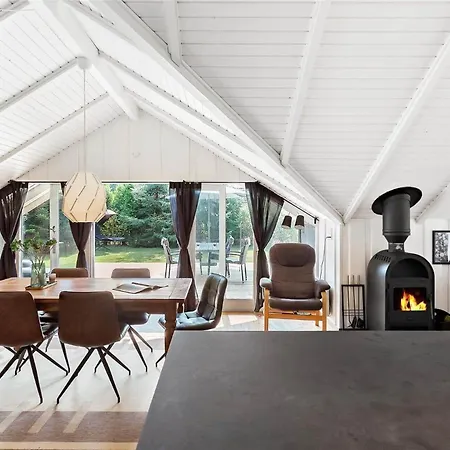 度假居 M12019-vaeggerlose-krondyrstien-51 *